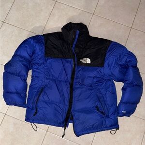 North face 700 puffer jacket